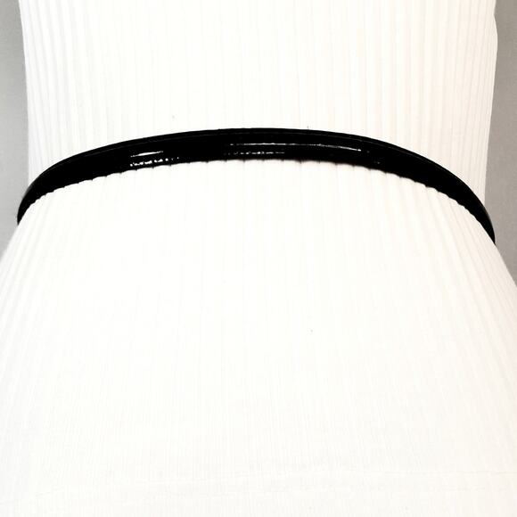 Black Patent Faux Leather Skinny Belt Medium Waist Silver Tone Hardware - Picture 3 of 10